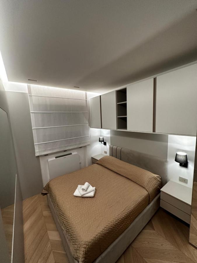 Bilocale Luxury A 50 Mt Dalla Stazione Di Milano Apartamento Exterior foto