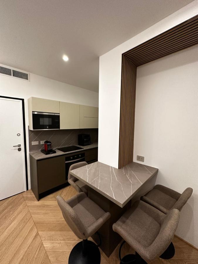 Bilocale Luxury A 50 Mt Dalla Stazione Di Milano Apartamento Exterior foto