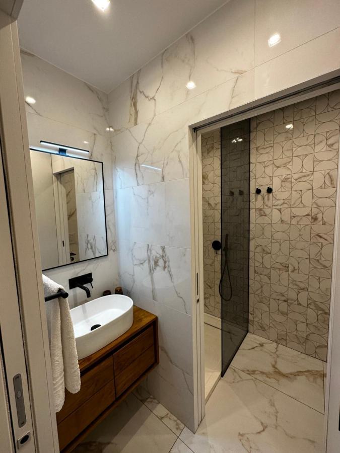 Bilocale Luxury A 50 Mt Dalla Stazione Di Milano Apartamento Exterior foto