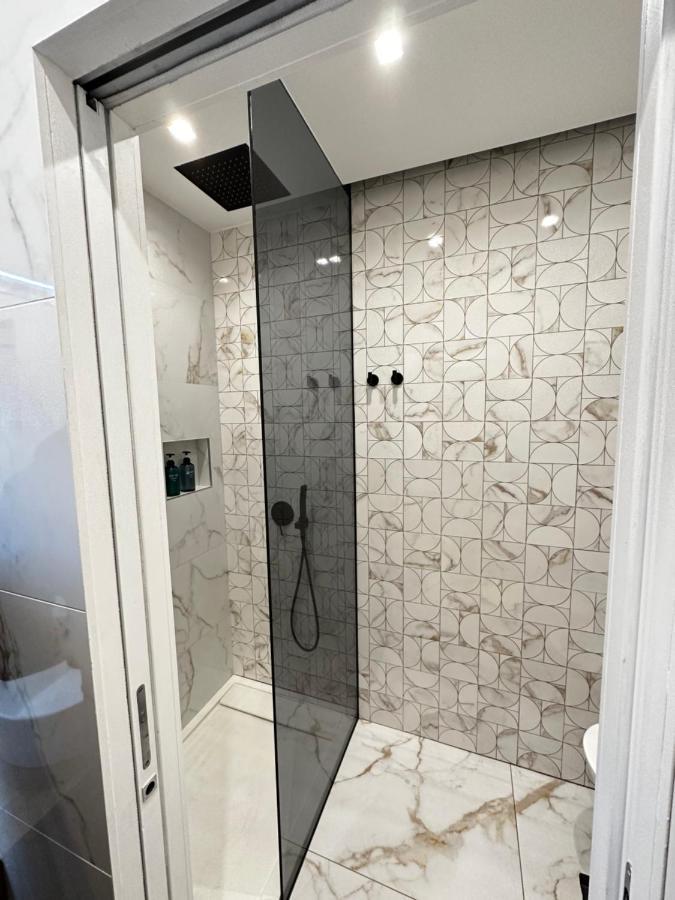 Bilocale Luxury A 50 Mt Dalla Stazione Di Milano Apartamento Exterior foto